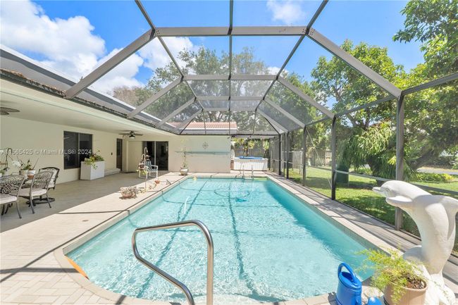 16715 Sw 80th Ave, House other with 4 bedrooms, 3 bathrooms and null parking in Palmetto Bay FL | Image 30