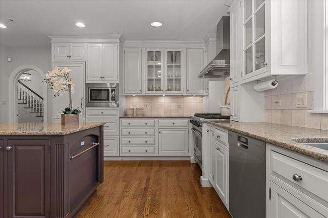 355 Myrtle St, House other with 5 bedrooms, 5 bathrooms and 2 parking in Winnetka IL | Image 16