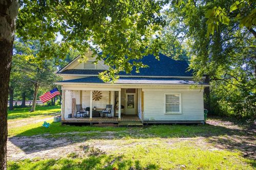 1310 S Royall St, Palestine, TX, 75801-5180 | Card Image