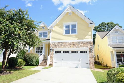 239 Blueridge Rd, Fayetteville, NC, 28303-5013 | Card Image