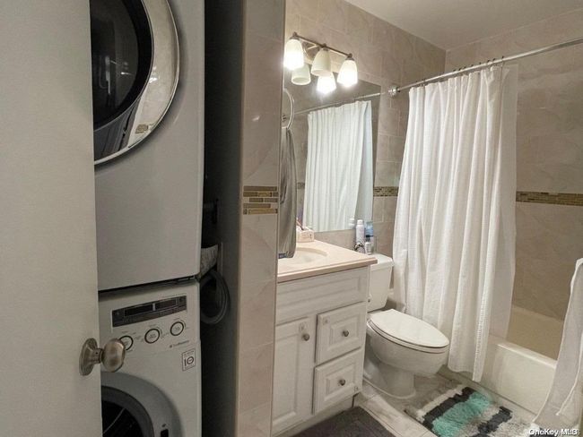 APT-3E - 35-20 147 Th St, Condo with 2 bedrooms, 2 bathrooms and 1 parking in Flushing NY | Image 11