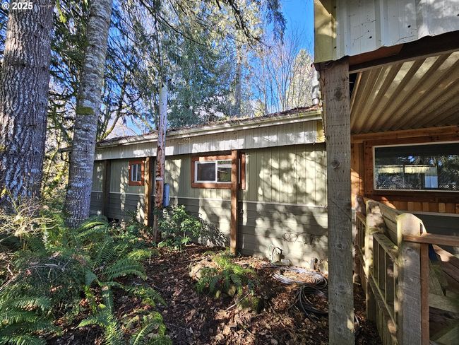 15216 Creek View Ln, House other with 2 bedrooms, 1 bathrooms and null parking in Vernonia OR | Image 10