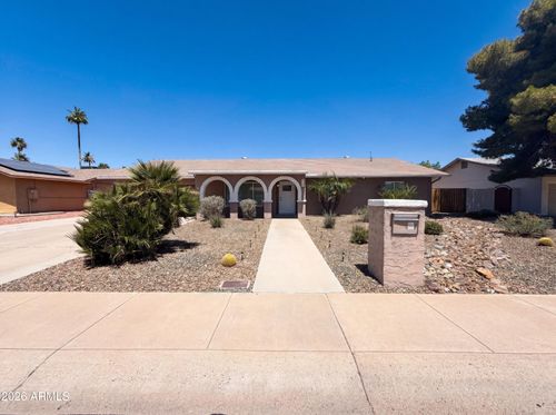 3028 E Marilyn Rd, Phoenix, AZ, 85032-5018 | Card Image