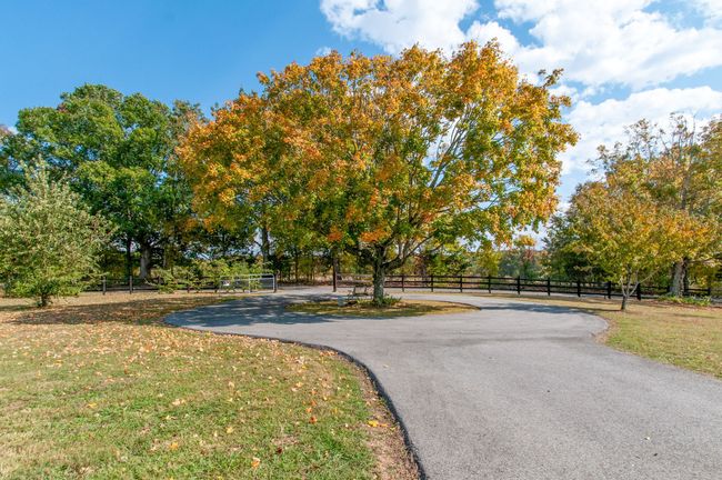 7690 Barnhill Rd, House other with 3 bedrooms, 2 bathrooms and 13 parking in Primm Springs TN | Image 6