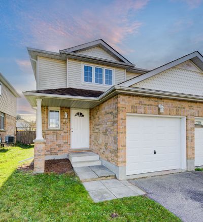 50 Hackberry St, Home with 3 bedrooms, 2 bathrooms and 2 parking in Kitchener ON | Image 2