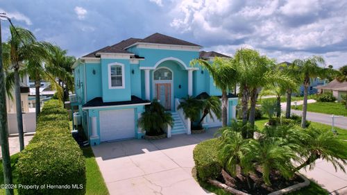 4260 Columbus Dr, Hernando Beach, FL, 34607-3205 | Card Image