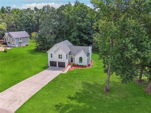 5825 Rolling Oaks Cir, Cumming, GA, 30040-2883 | Card Image
