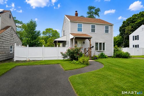 144 Ridge Road, Stratford, CT, 06614 | Card Image