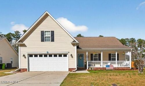 202 Croatan Woods Dr, New Bern, NC, 28562-9830 | Card Image