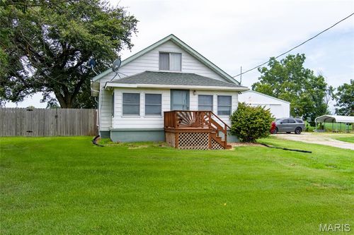 6015 State Route 4, Mascoutah, IL, 62258-4333 | Card Image