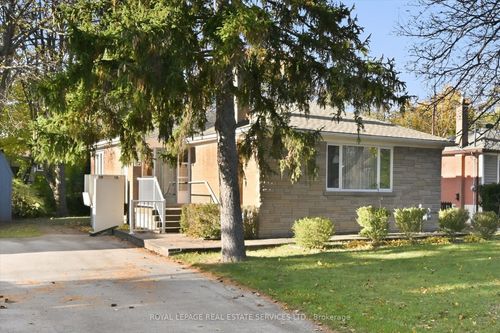262 Glen Oak Dr, Oakville, ON, L6K2J2 | Card Image