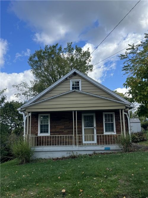 1275 Martha St, Castle Shannon, PA, 15234-2724 | Card Image