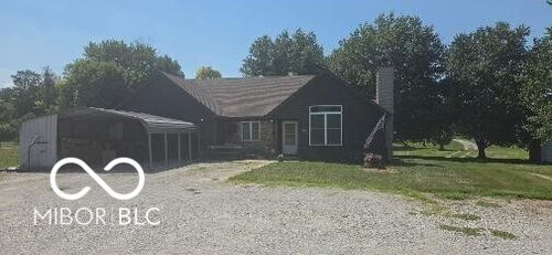 5025 Maple Grove Rd, Martinsville, IN, 46151-9034 | Card Image