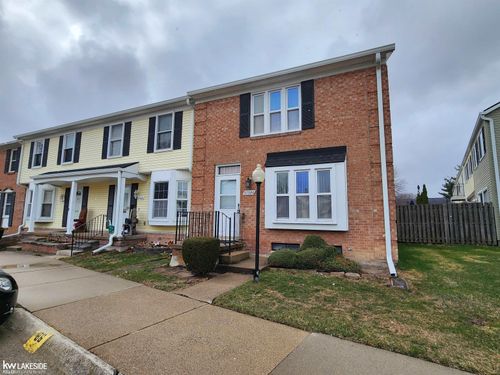 37386 Charter Oaks Blvd, Clinton Township, MI, 48036-4408 | Card Image