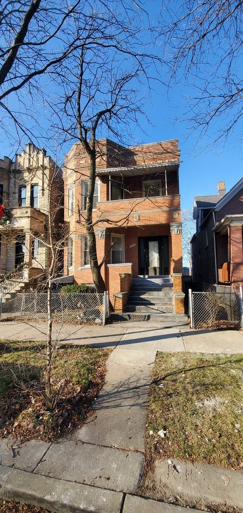 1-2120 Ridgeway Ave, Chicago, IL, 60623-3030 | Card Image