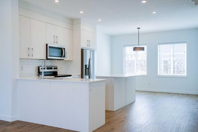 14209 1 St Nw, Home with 4 bedrooms, 2 bathrooms and 2 parking in Calgary AB | Image 6
