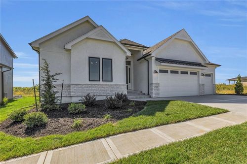 15229 W 168th Pl, Olathe, KS, 66062 | Card Image