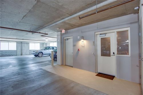 501-855 Peachtree St Ne, atlanta, GA, 30308-7444 | Card Image