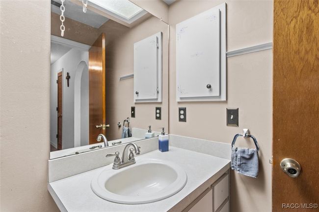 Second Bathroom | Image 19