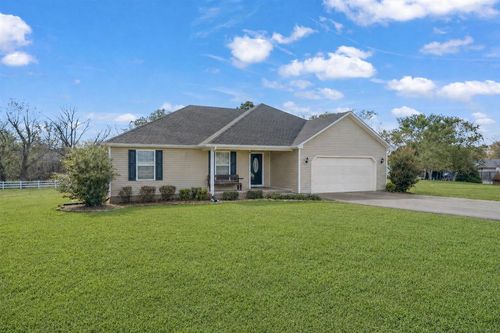 201 Elmwood Dr, Auburn, KY, 42206-8324 | Card Image