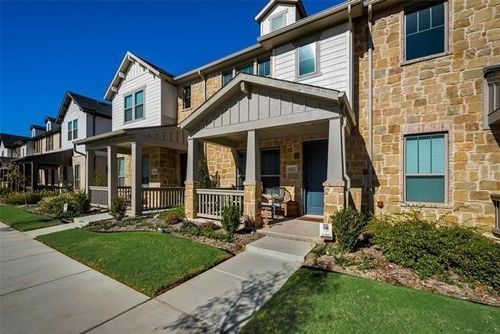 6557 Northern Dancer Dr, North Richland Hills, TX, 76180-5921 | Card Image