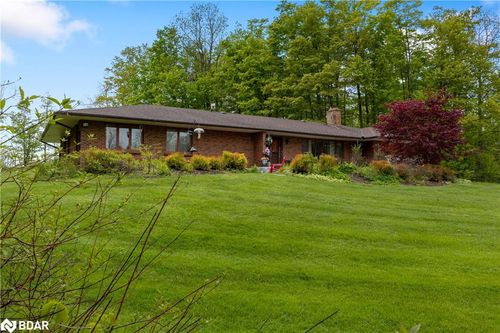 4711 Watson Rd S, Puslinch, ON, N0B2J0 | Card Image