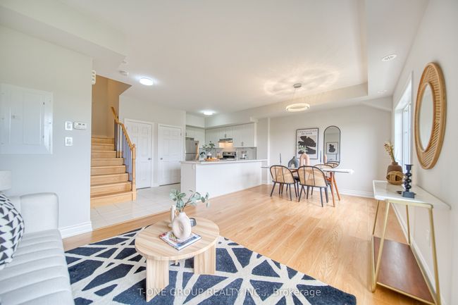 12 - 11 Eaton Park Lane, Condo with 2 bedrooms, 3 bathrooms and null parking in Scarborough ON | Image 4