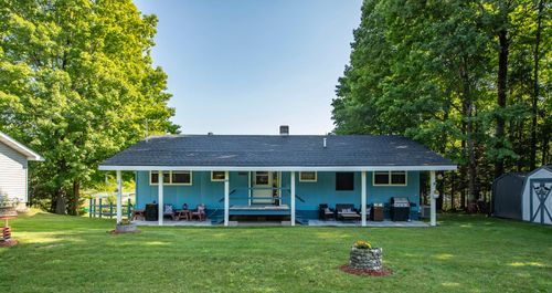 161 Camp Lake Rd, Iron River, MI, 49935-9353 | Card Image