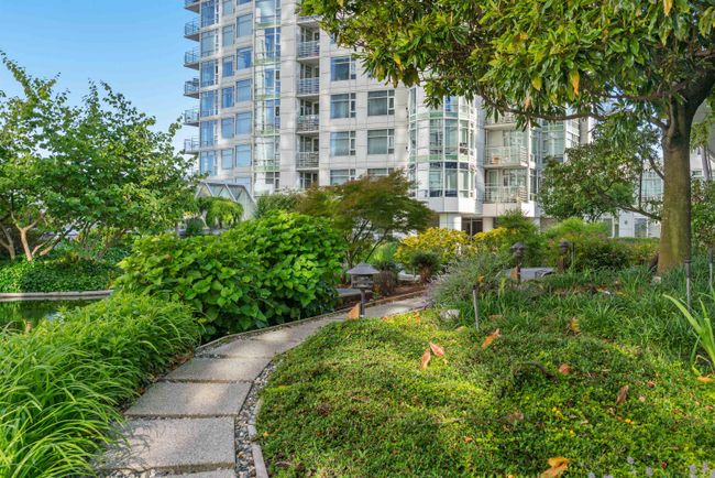 2101 - 1033 Marinaside Crescent, Condo with 1 bedrooms, 1 bathrooms and 1 parking in Vancouver BC | Image 36