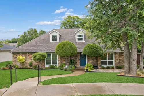 7704 Lemmonwood Dr, Dallas, TX, 75231-4015 | Card Image
