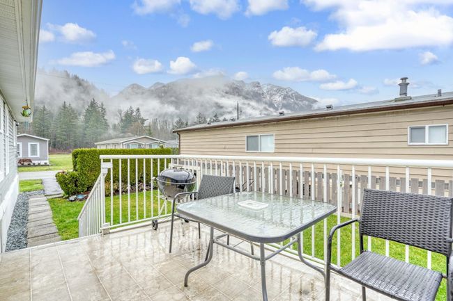 105 - 65367 Kawkawa Lake Road, House other with 2 bedrooms, 2 bathrooms and 2 parking in Hope BC | Image 21