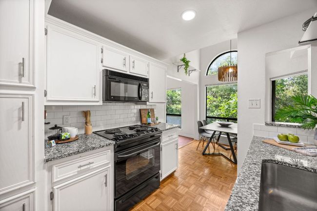 APT-213 - 3840 Far West Blvd, Condo with 2 bedrooms, 2 bathrooms and 2 parking in Austin TX | Image 8