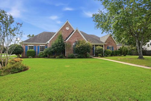 2415 Tj Dr, Conway, AR, 72034-8366 | Card Image