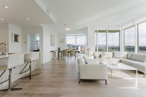 4605-680 Quayside Dr, New Westminster, BC, V3M0P2 | Card Image