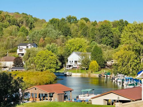 392 N Ridge Heights Dr, Howard, OH, 43028-9252 | Card Image