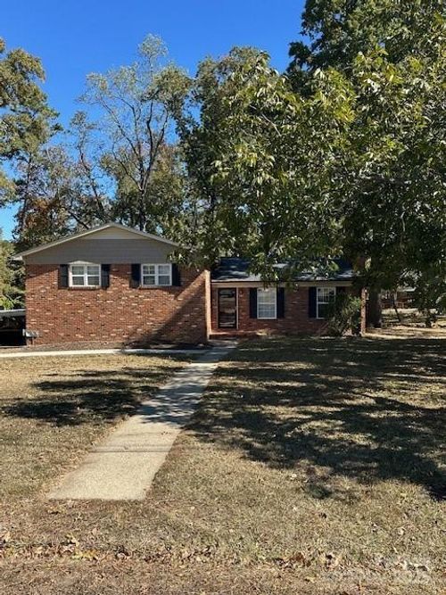 847 Kathryn Dr Se, Concord, NC, 28025-3909 | Card Image