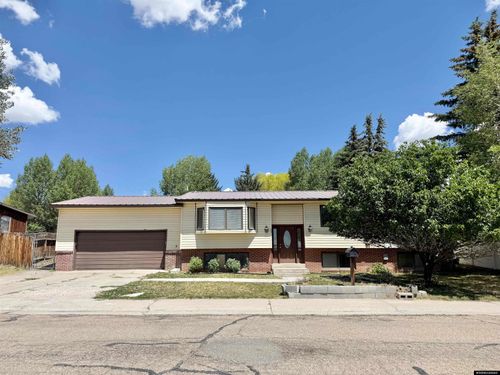 1305 5th West Ct, Kemmerer, WY, 83101-3931 | Card Image
