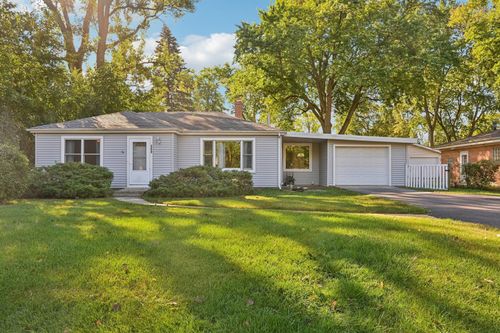 209 67th St, Darien, IL, 60561-3916 | Card Image