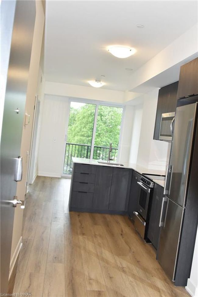 307 - 312 Erb St W, House attached with 1 bedrooms, 1 bathrooms and 1 parking in Waterloo ON | Image 7