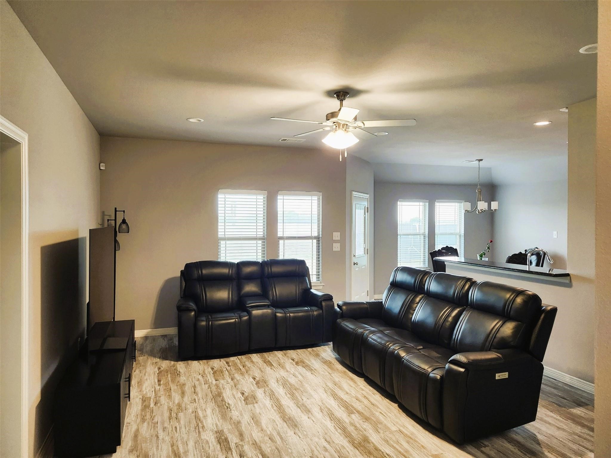 Residential in Whitney 2