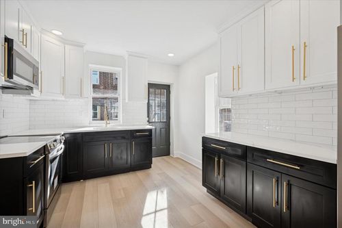 5228 Florence Ave, PHILADELPHIA, PA, 19143-4202 | Card Image