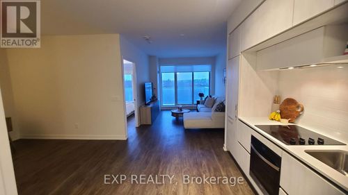 610-6 David Eyer Rd, Richmond Hill, ON, L4S0N5 | Card Image