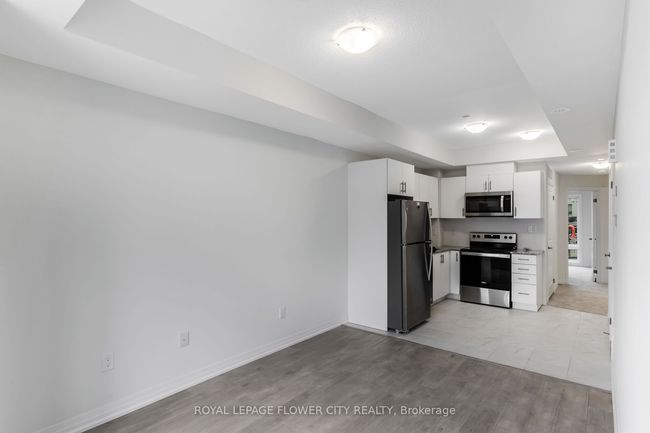2 - 155 Tapscott Rd, Condo with 2 bedrooms, 1 bathrooms and null parking in Toronto ON | Image 14
