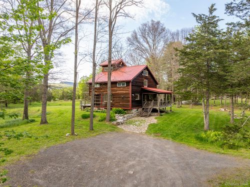 348 Libertyville Road, Gardiner, NY, 12561 | Card Image