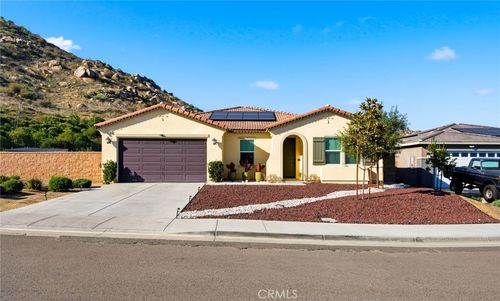 28184 Echo Ct, Menifee, CA, 92585-1322 | Card Image