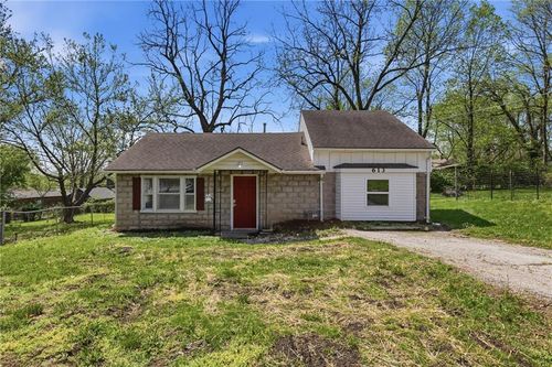 613 E Kansas Ave, Independence, MO, 64050-4010 | Card Image