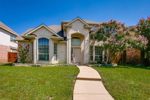 7902 Thorneywood Rd, Plano, TX, 75024-3909 | Card Image