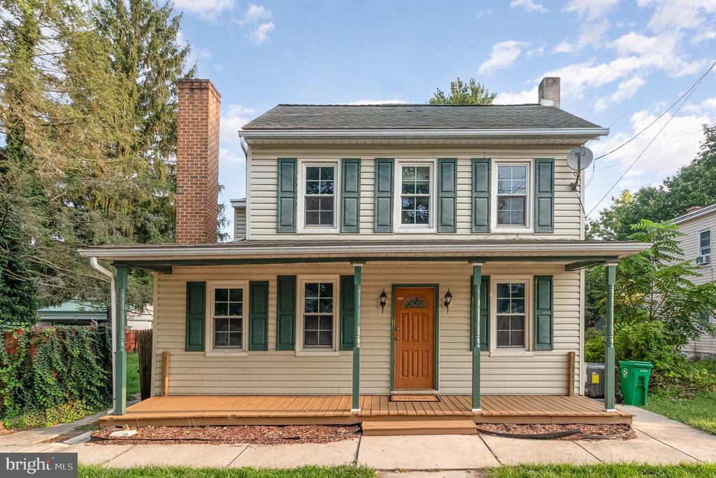 C St, Carlisle, PA 17013