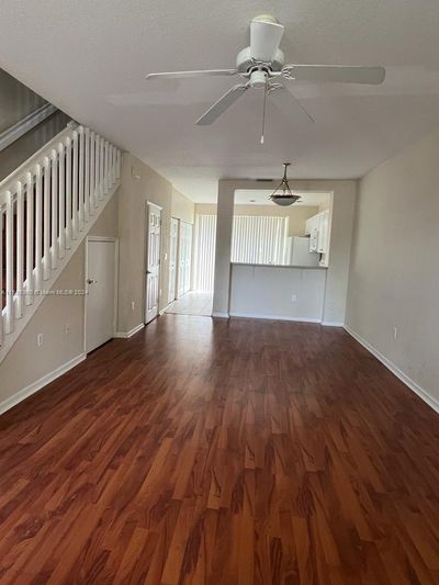 671 - 671 Nw 42nd Ave, Townhouse with 2 bedrooms, 2 bathrooms and null parking in Plantation FL | Image 2