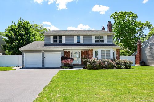 4 Quincy Lane, Smithtown, NY, 11787 | Card Image